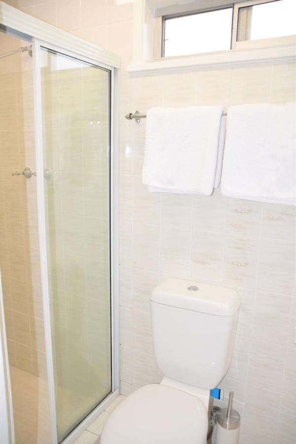 Deluxe Queen Room Private Bathroom